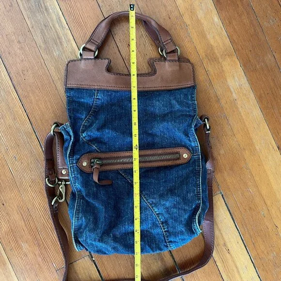 Lucky Brand Abbey Road Denim Crossbody Bag with Leather Trim - Picture 8 of 11